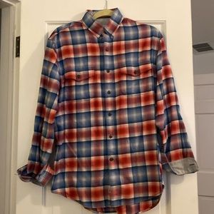 Lightweight flannel shirt